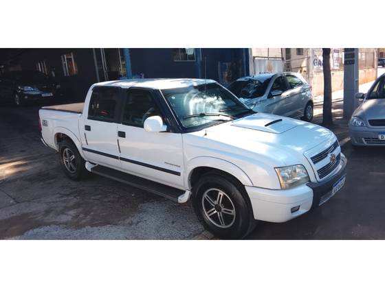 CHEVROLET S10 2.4 ADVANTAGE 4X2 CD 8V FLEX 4P MANUAL CHEVROLET S10 2.4 ADVANTAGE 4X2 CD 8V FLEX 4P MANUAL